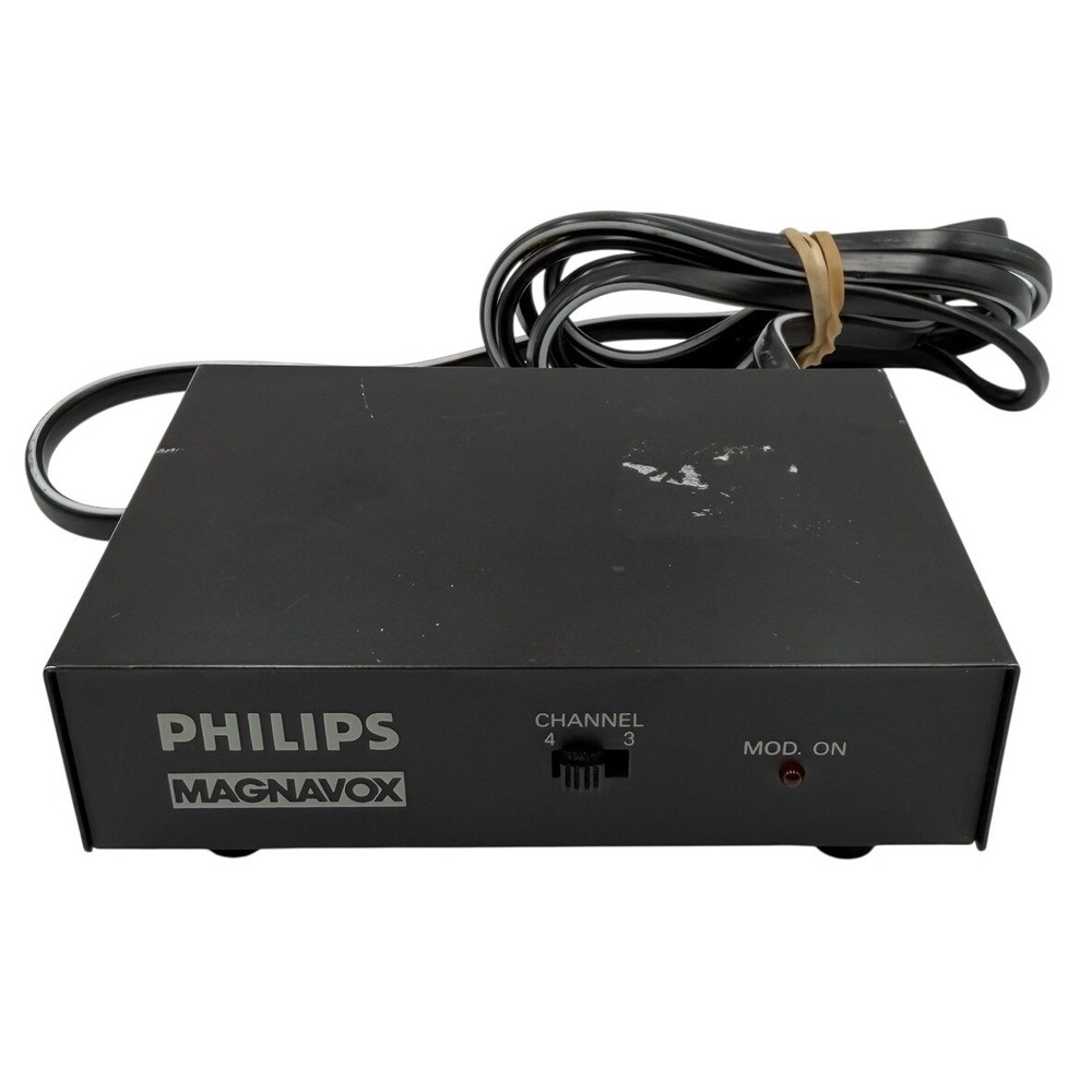 Philips Magnavox RF Modulator PM61138 RCA to Coaxial TV Adapter Channel 3 4 Blk